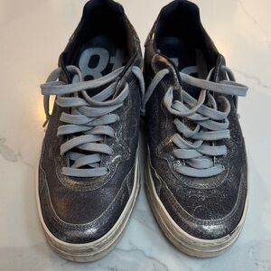 P448 Metallic and Gray Sneakers slightly used